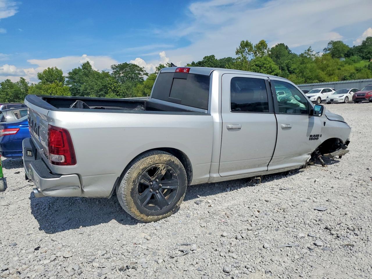 2017 RAM 1500 SPORT — снимка 3