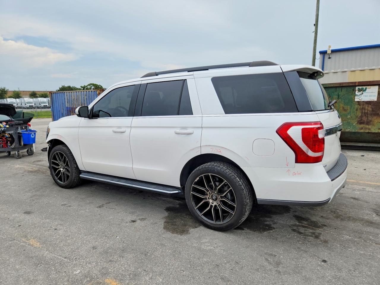 2019 FORD EXPEDITION XLT — снимка 2