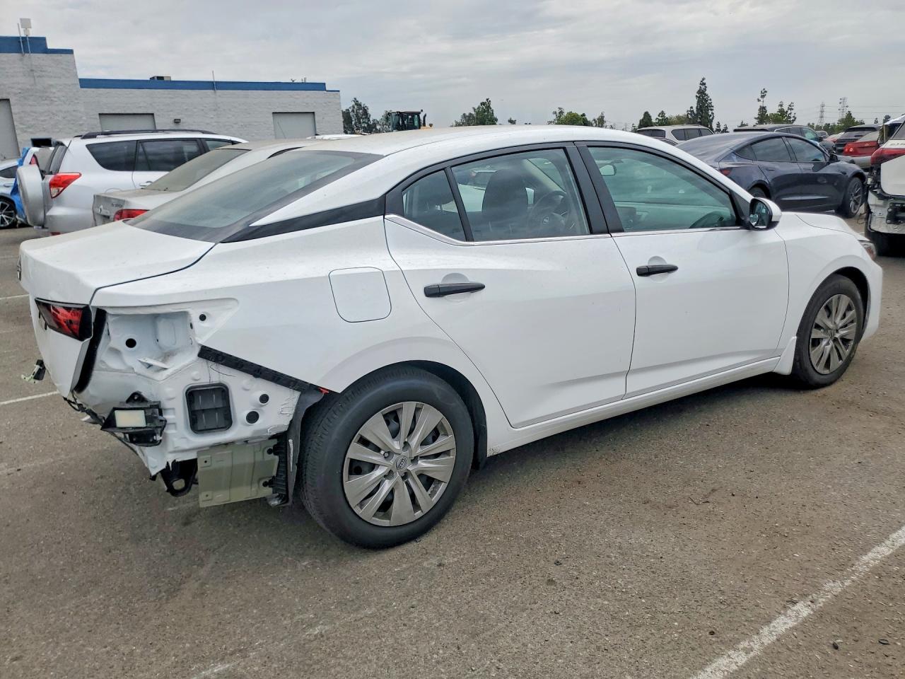 2025 NISSAN SENTRA S — снимка 3