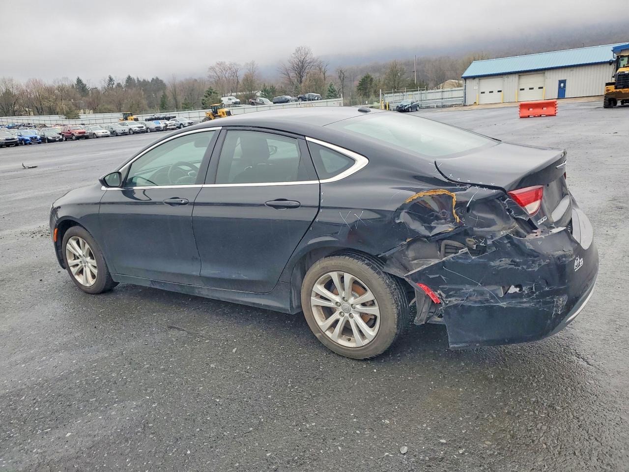 2015 CHRYSLER 200 LIMITED — снимка 2