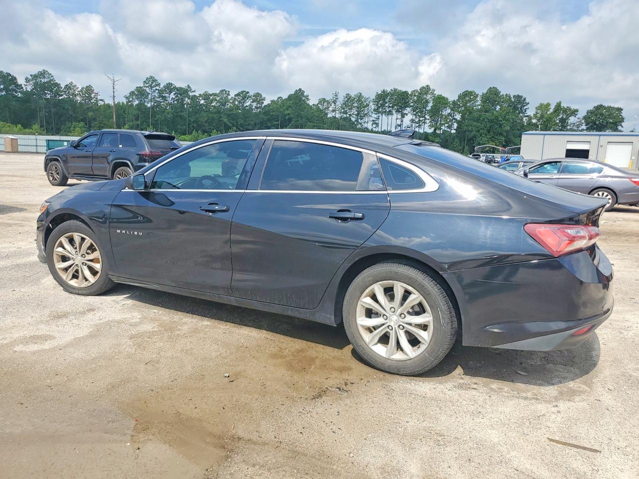 2019 CHEVROLET MALIBU LT — снимка 2