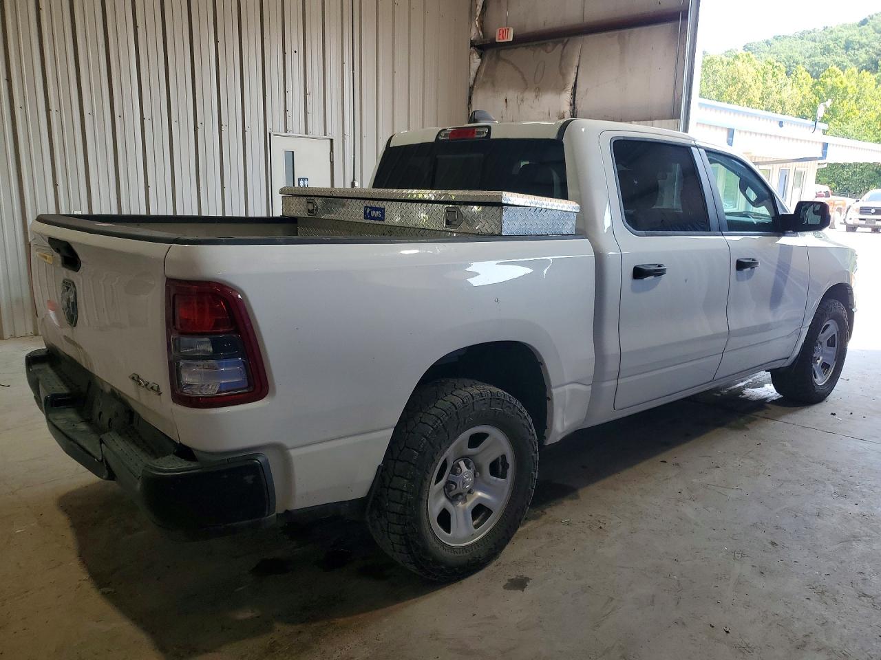 2023 RAM 1500 TRADESMAN — снимка 3