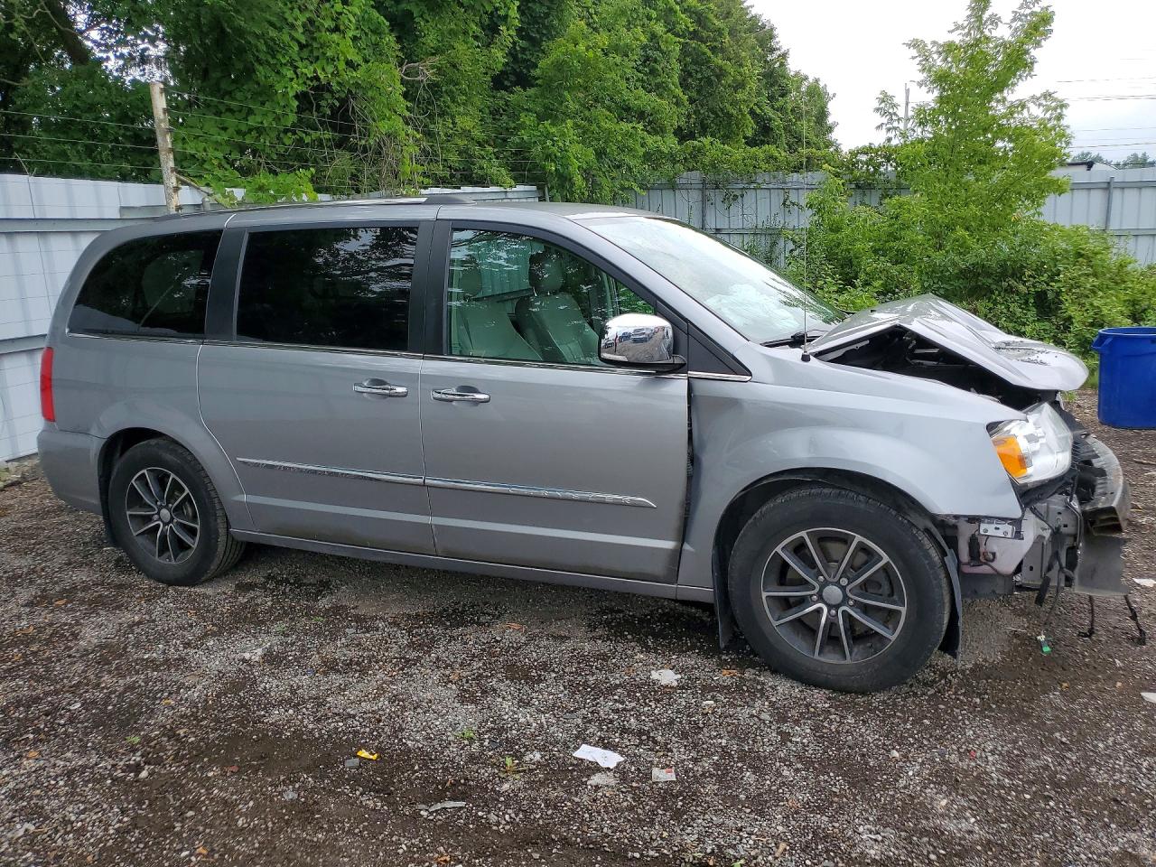 2016 CHRYSLER TOWN & COUNTRY LIMITED PLATINUM — снимка 4