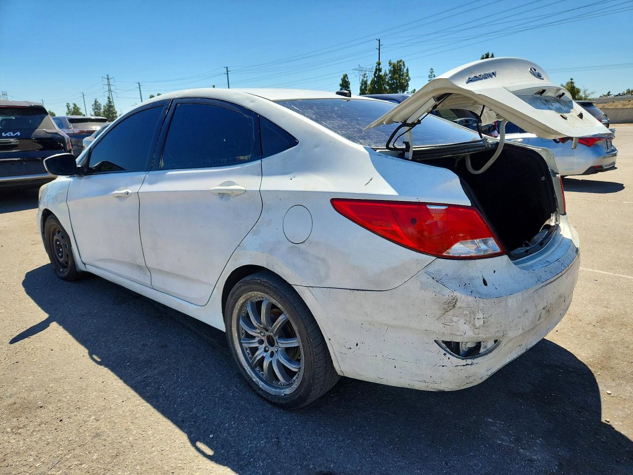 2016 HYUNDAI ACCENT SE — снимка 2