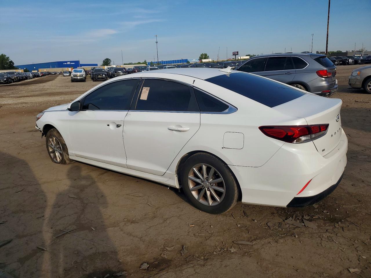 2019 HYUNDAI SONATA SE — снимка 2