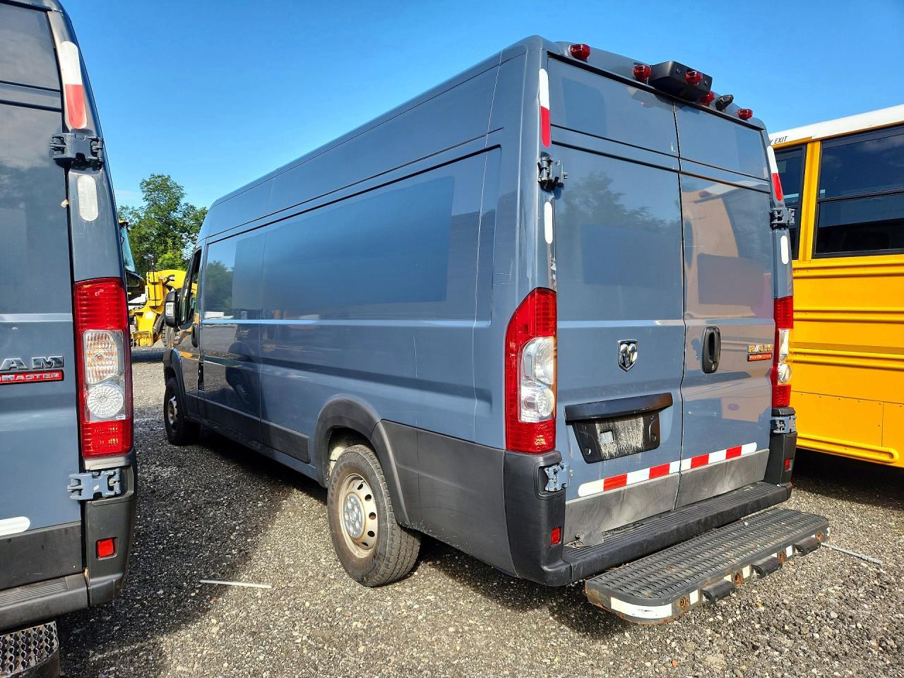 2021 RAM PROMASTER 3500 — снимка 2