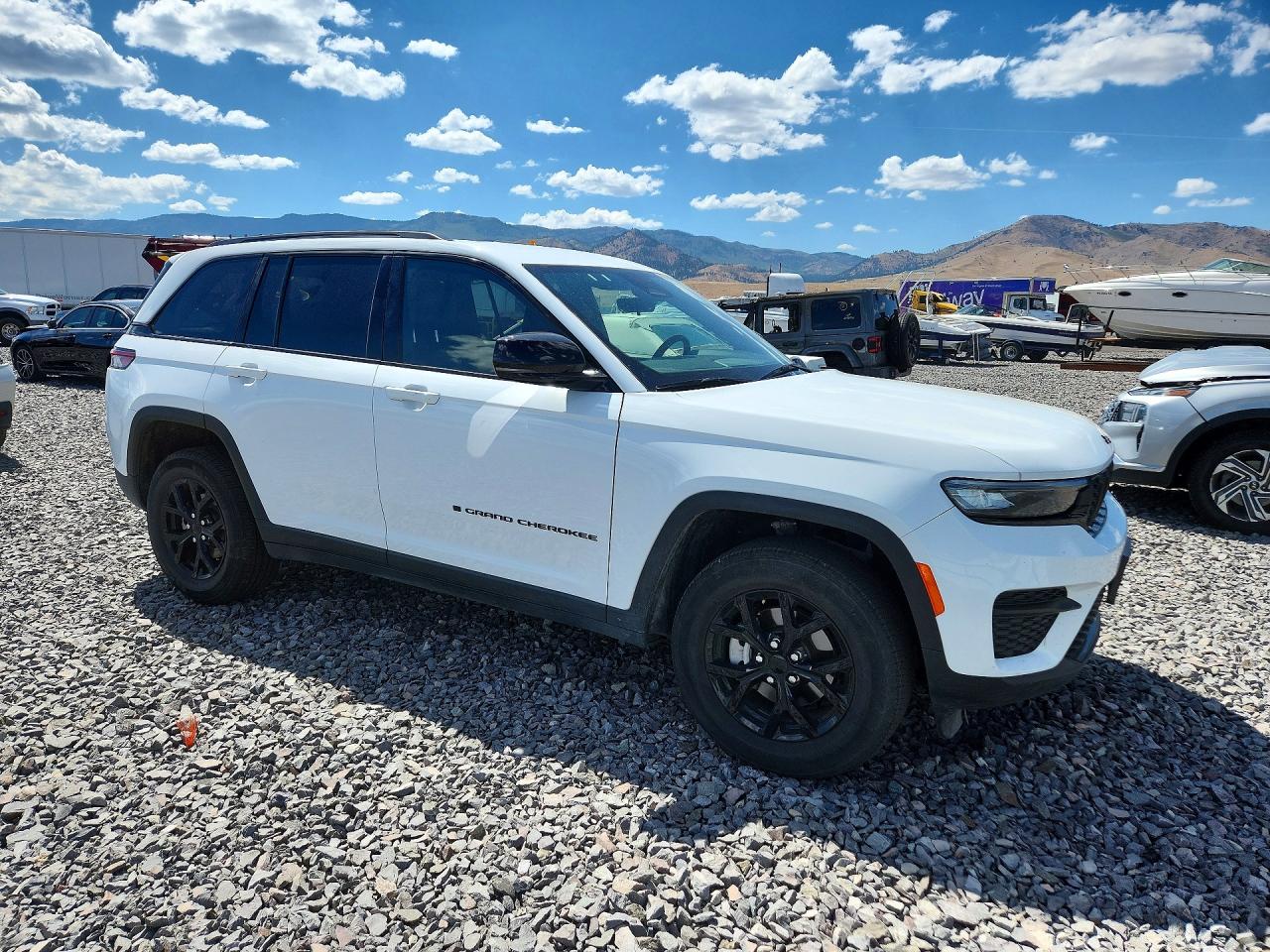 2025 JEEP GRAND CHEROKEE LAREDO — снимка 4