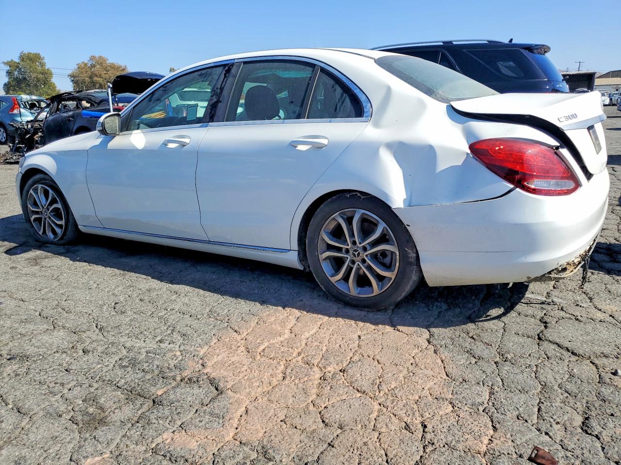 2017 MERCEDES-BENZ C 300 — снимка 2