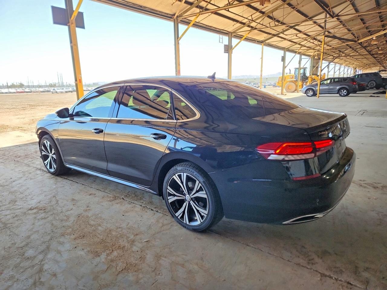 2022 VOLKSWAGEN PASSAT SE — снимка 2