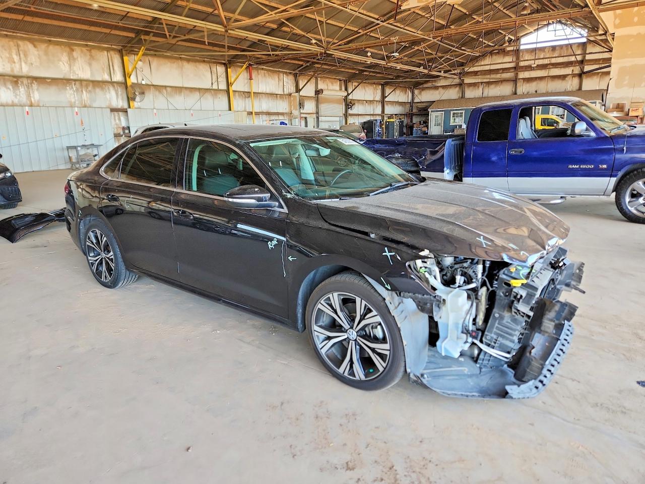 2022 VOLKSWAGEN PASSAT SE — снимка 4