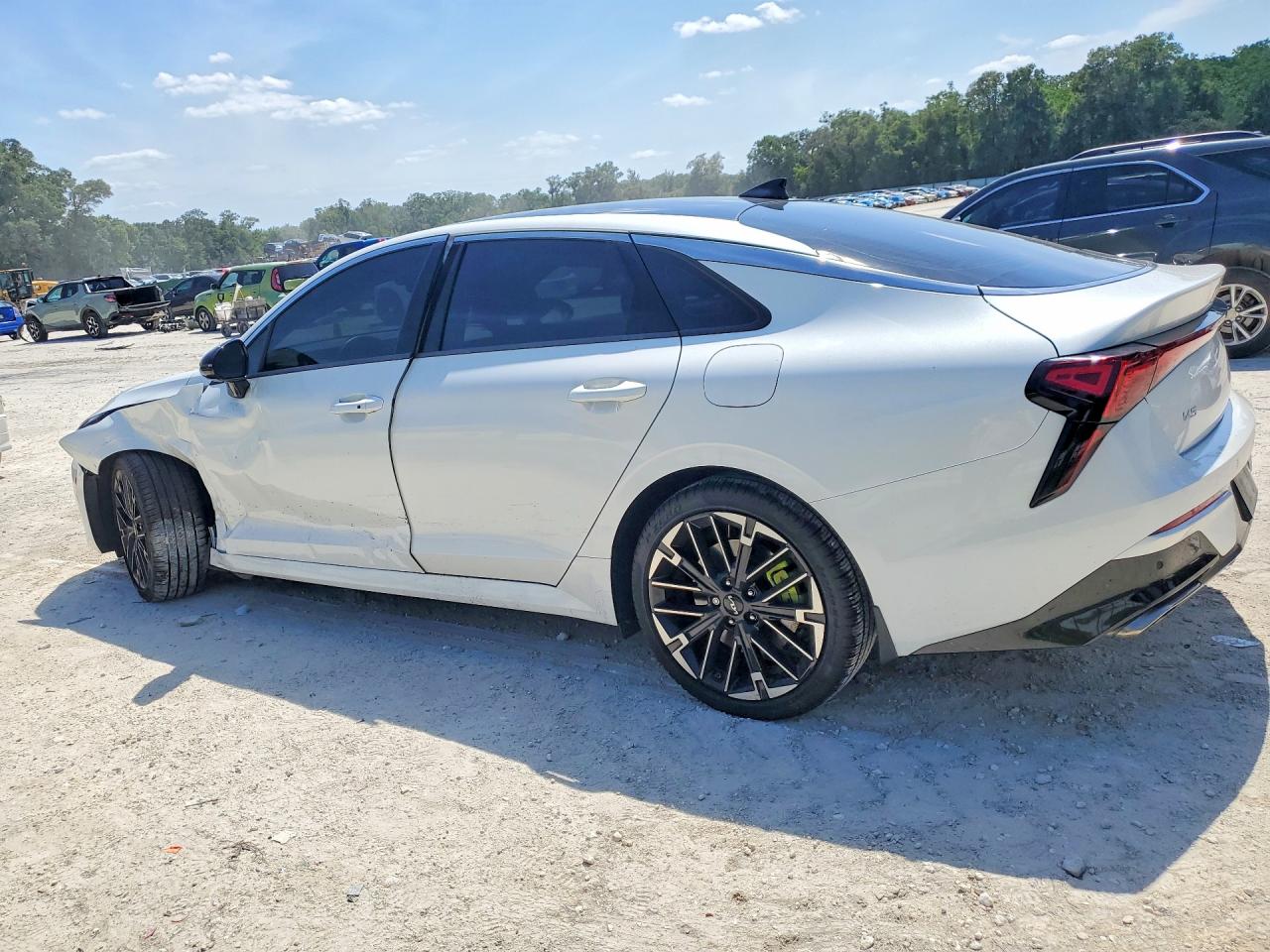 2025 KIA K5 GT — снимка 2