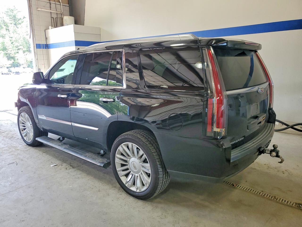 2016 CADILLAC ESCALADE PLATINUM — снимка 2