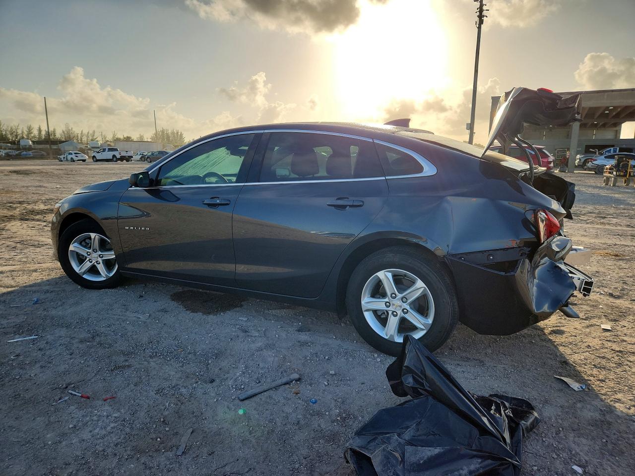 2021 CHEVROLET MALIBU LS — снимка 2