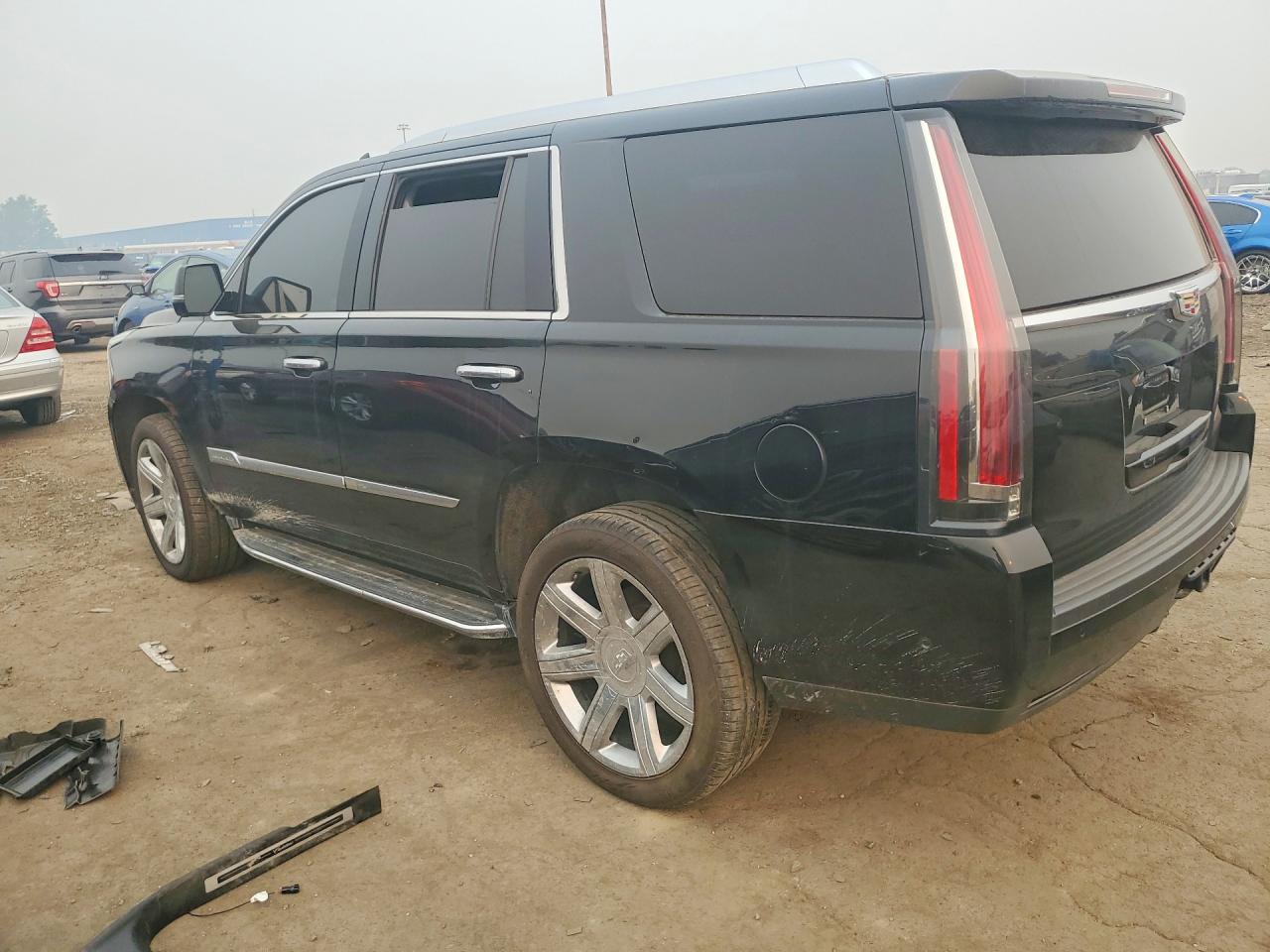 2018 CADILLAC ESCALADE LUXURY — снимка 2