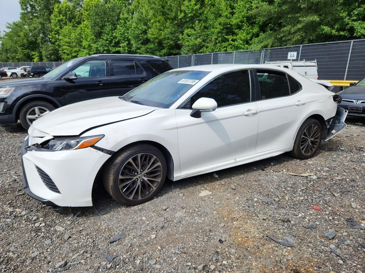 2018 TOYOTA CAMRY SE