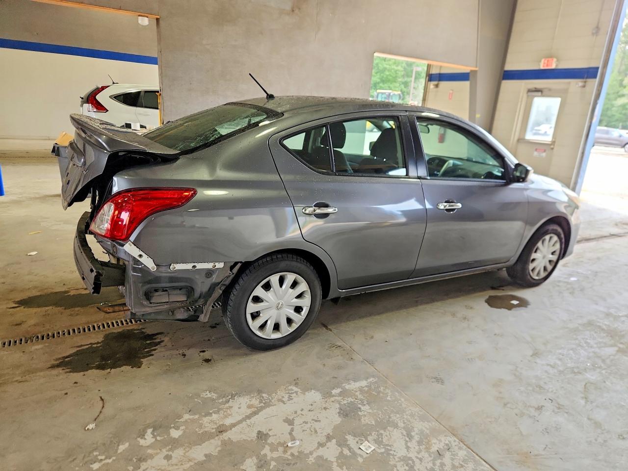 2018 NISSAN VERSA SV — снимка 3