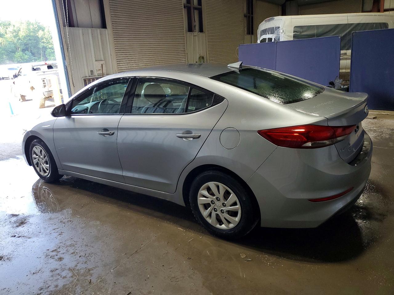 2017 HYUNDAI ELANTRA SE — снимка 2