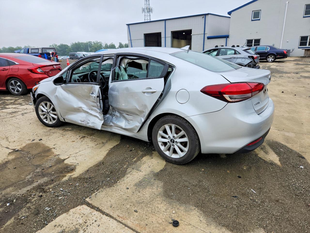 2017 KIA FORTE LX — снимка 2