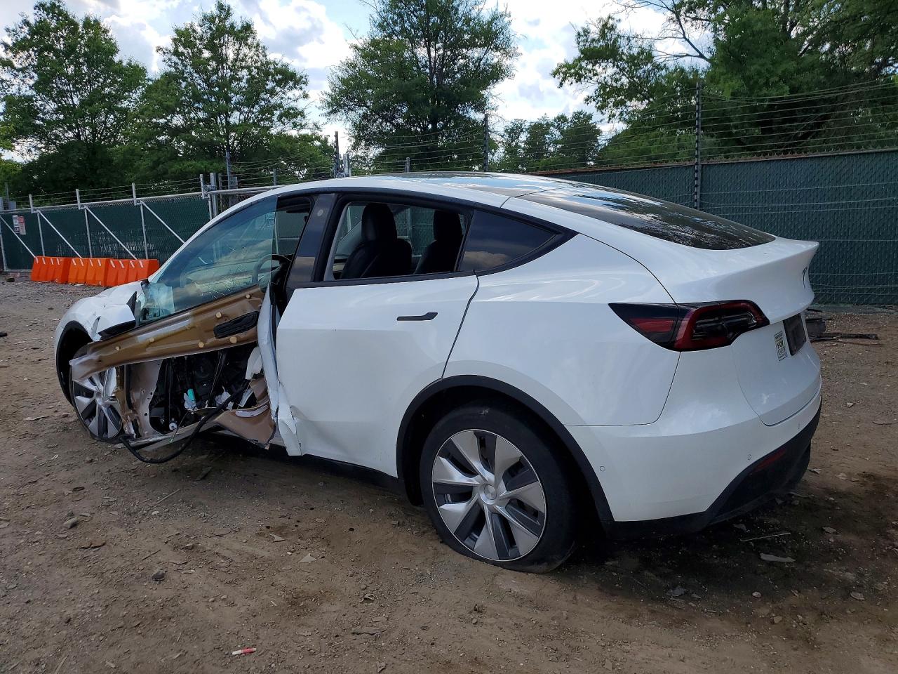 2022 TESLA MODEL Y — снимка 2