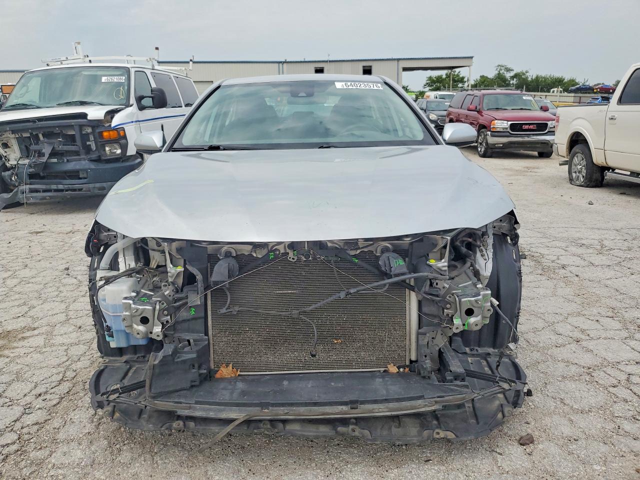 2019 TOYOTA CAMRY LE — снимка 5