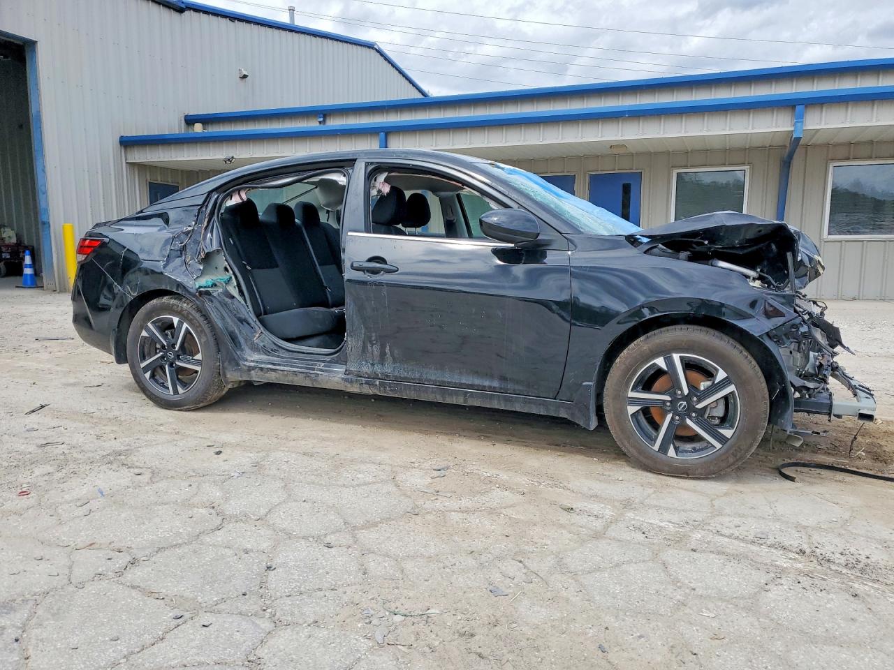 2025 NISSAN SENTRA SV — снимка 4