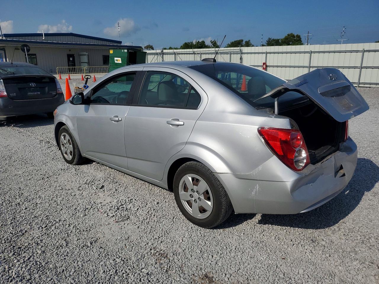 2016 CHEVROLET SONIC LS — снимка 2