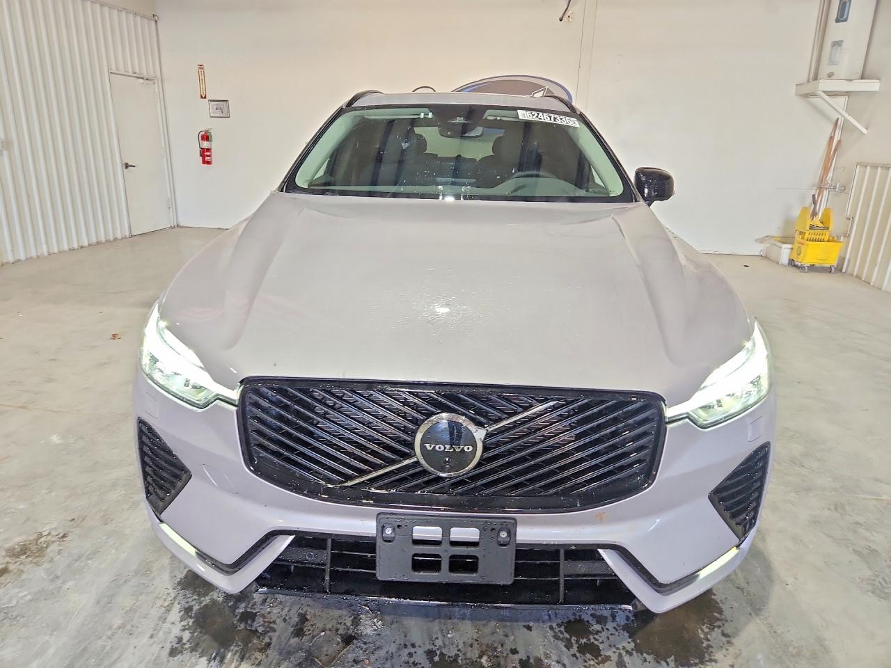 2026 VOLVO XC60 PLUS — снимка 5