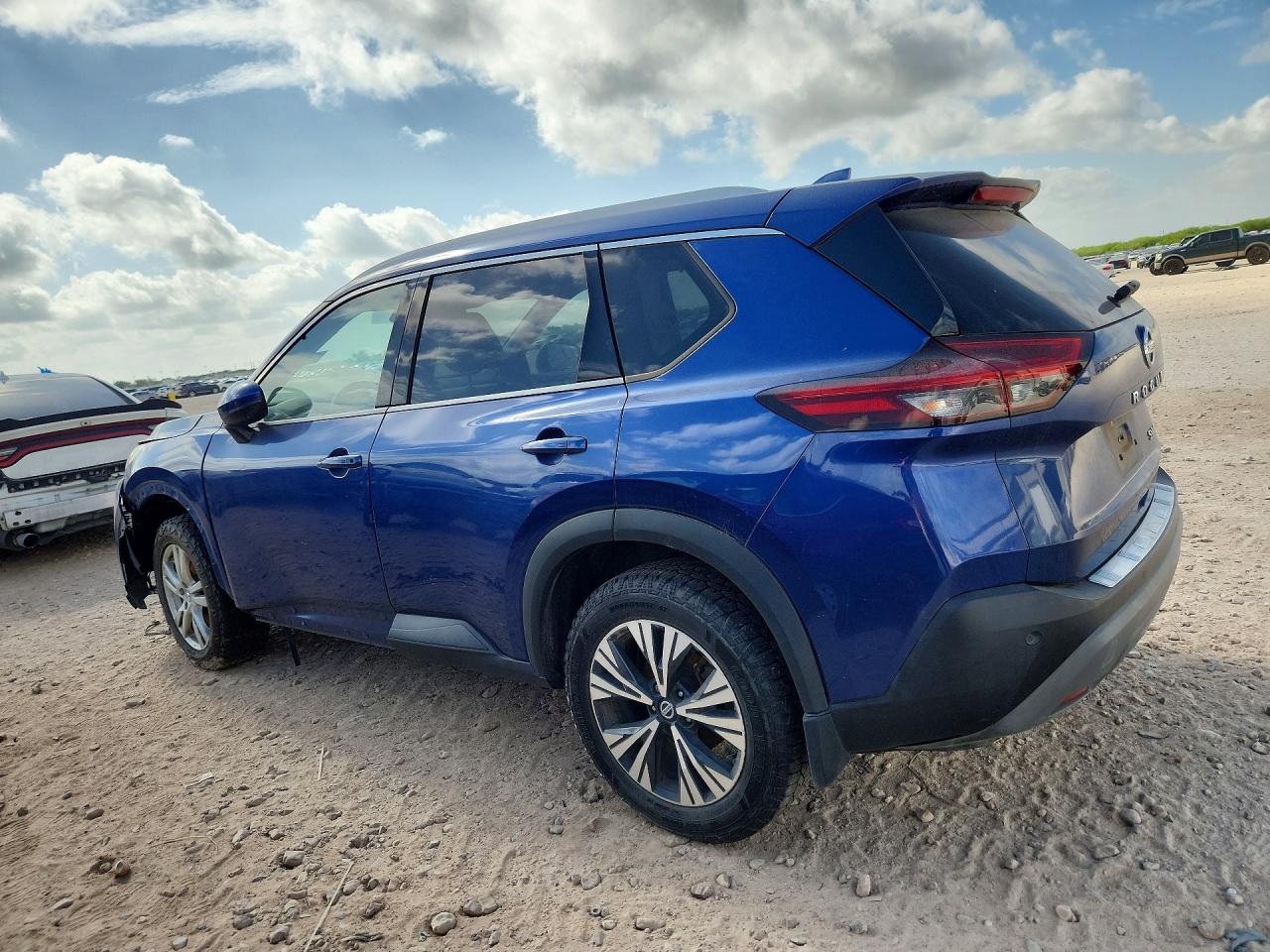 2021 NISSAN ROGUE SV — снимка 2
