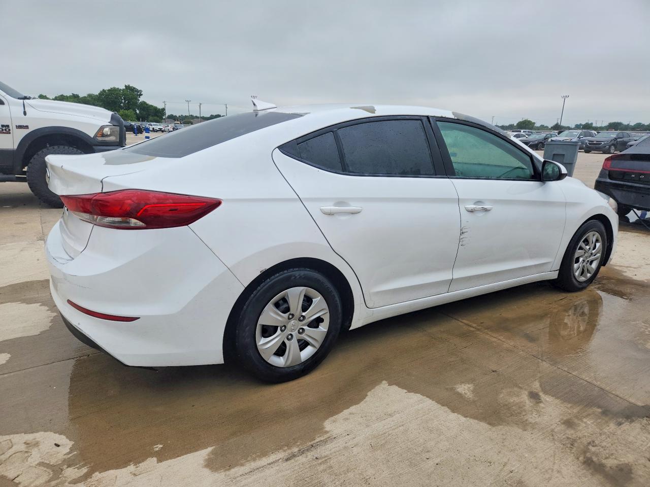 2017 HYUNDAI ELANTRA — снимка 3