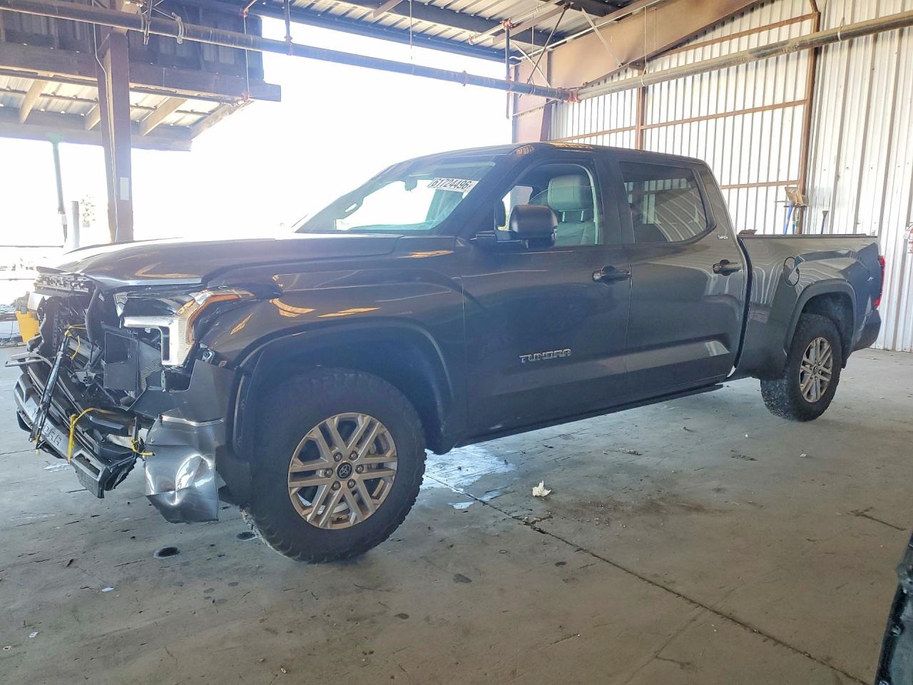 2024 TOYOTA TUNDRA CREWMAX SR5
