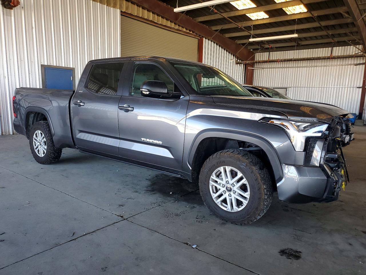 2024 TOYOTA TUNDRA CREWMAX SR5 — снимка 4