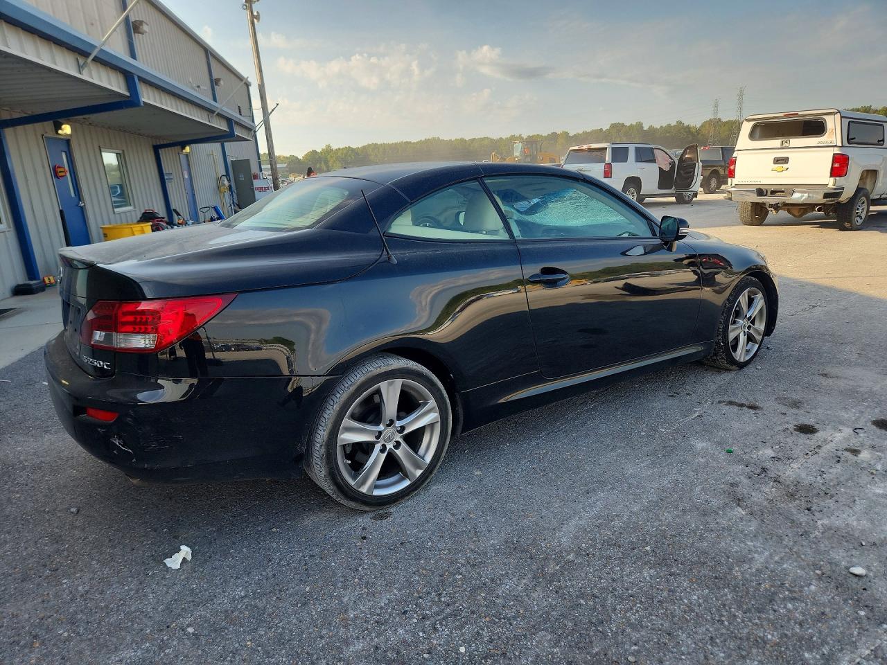 2013 LEXUS IS 250 — снимка 3