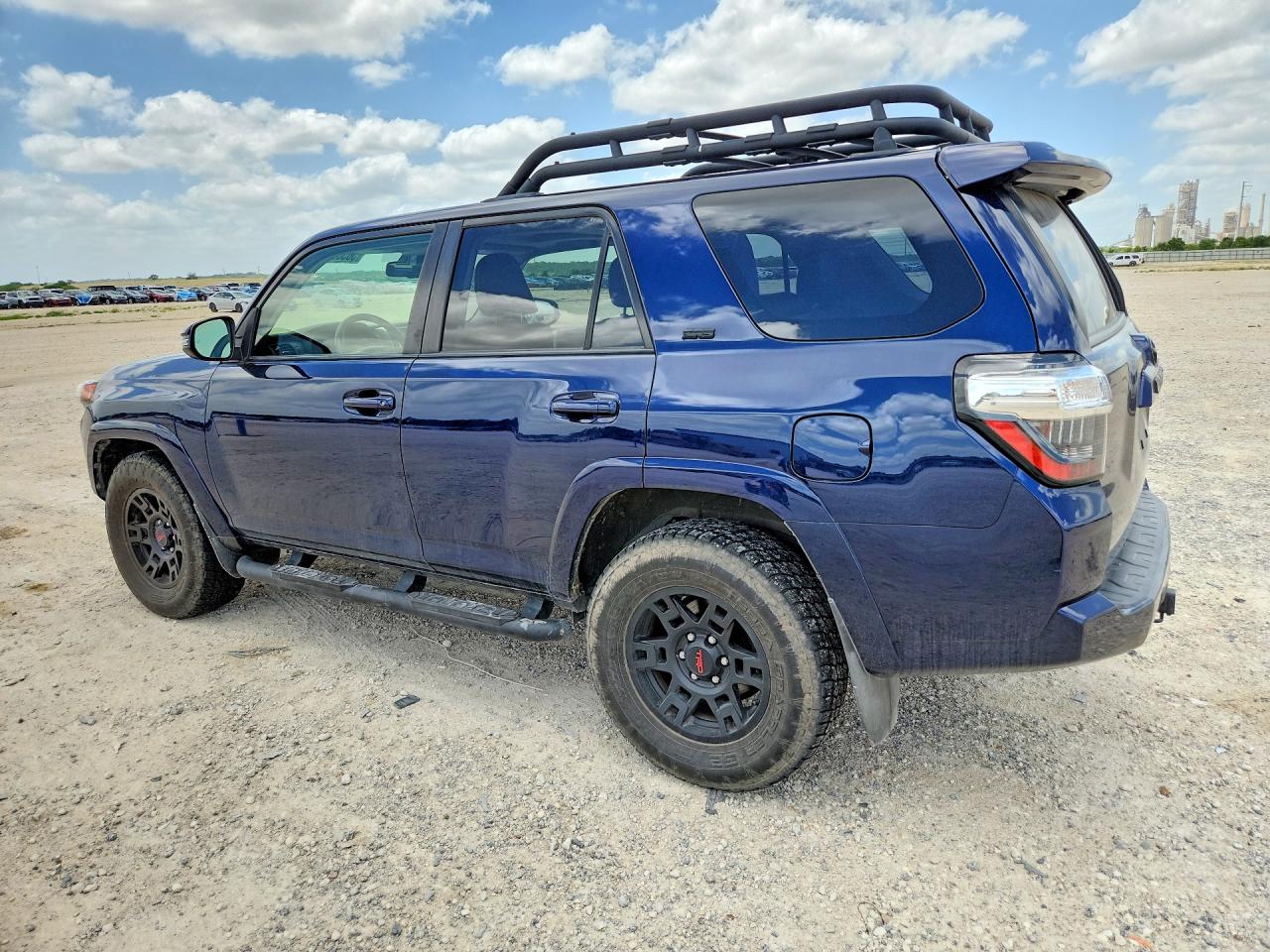 2022 TOYOTA 4RUNNER SR5 PREMIUM — снимка 2