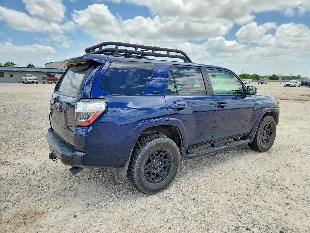 2022 TOYOTA 4RUNNER SR5 PREMIUM — снимка 3