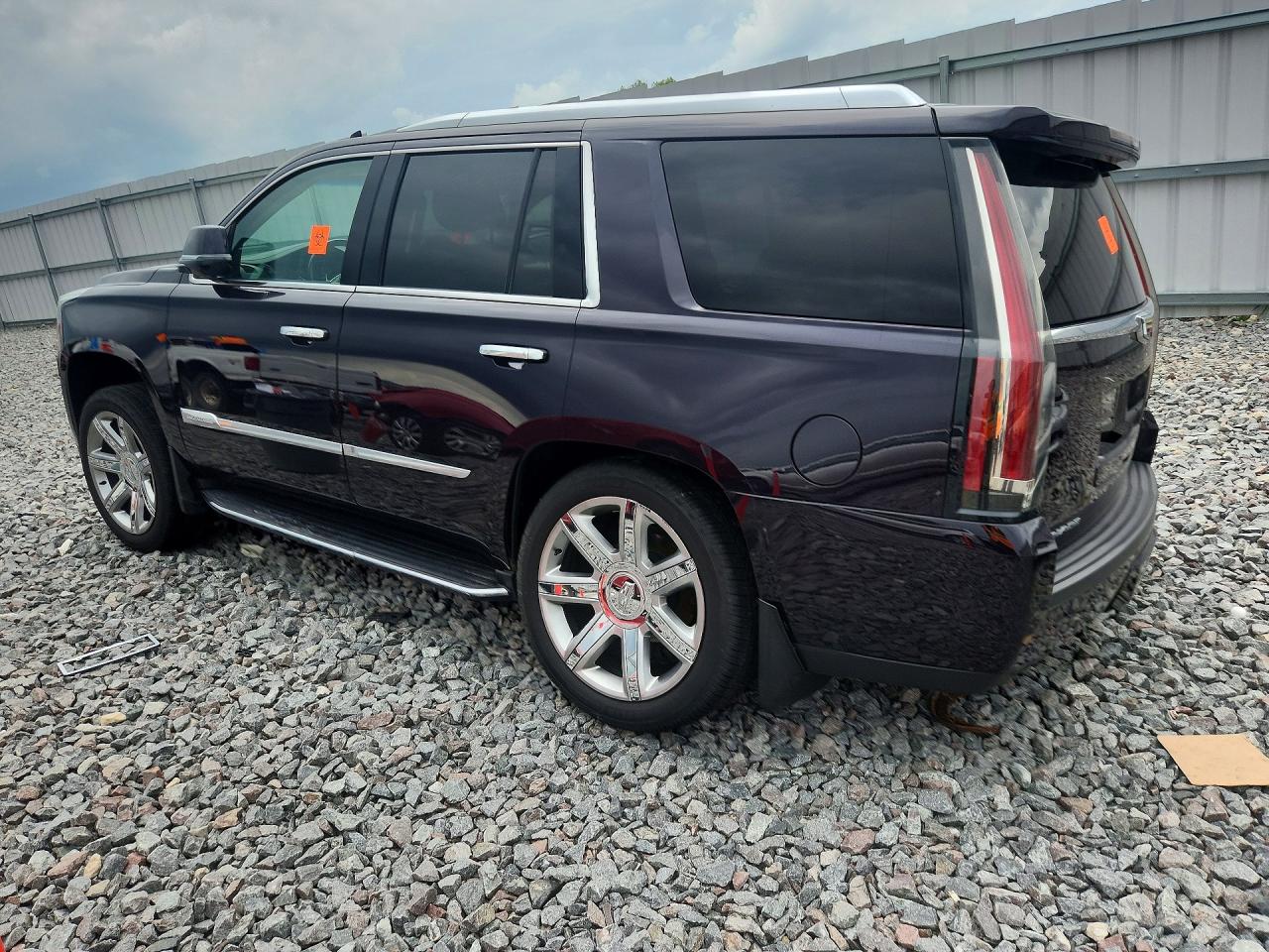 2018 CADILLAC ESCALADE LUXURY — снимка 2