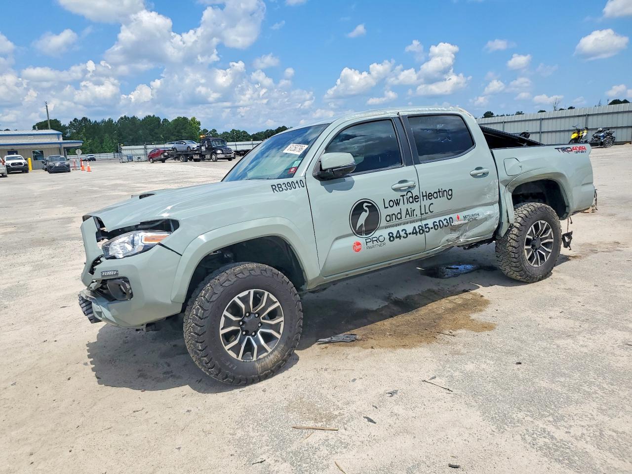 2023 TOYOTA TACOMA TRD SPORT