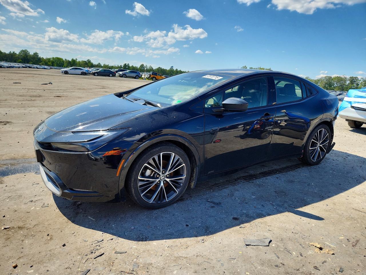2024 TOYOTA PRIUS XLE