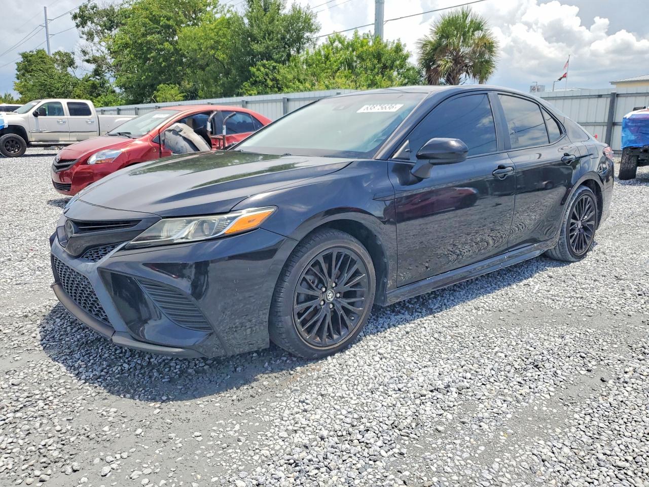 2019 TOYOTA CAMRY SE