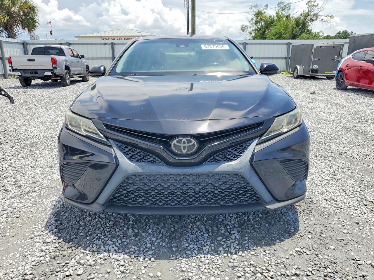 2019 TOYOTA CAMRY SE — снимка 5