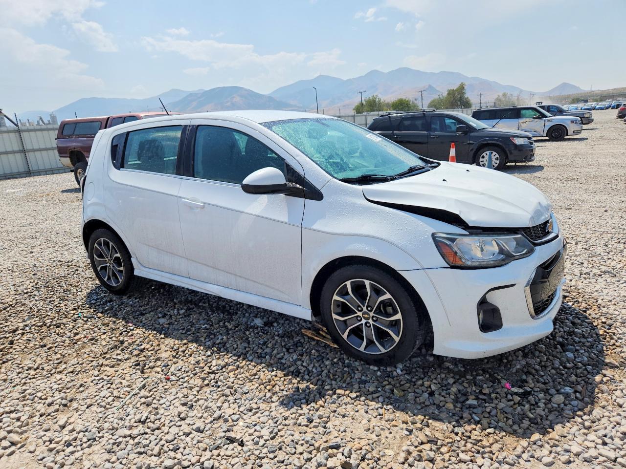 2017 CHEVROLET SONIC LT — снимка 4