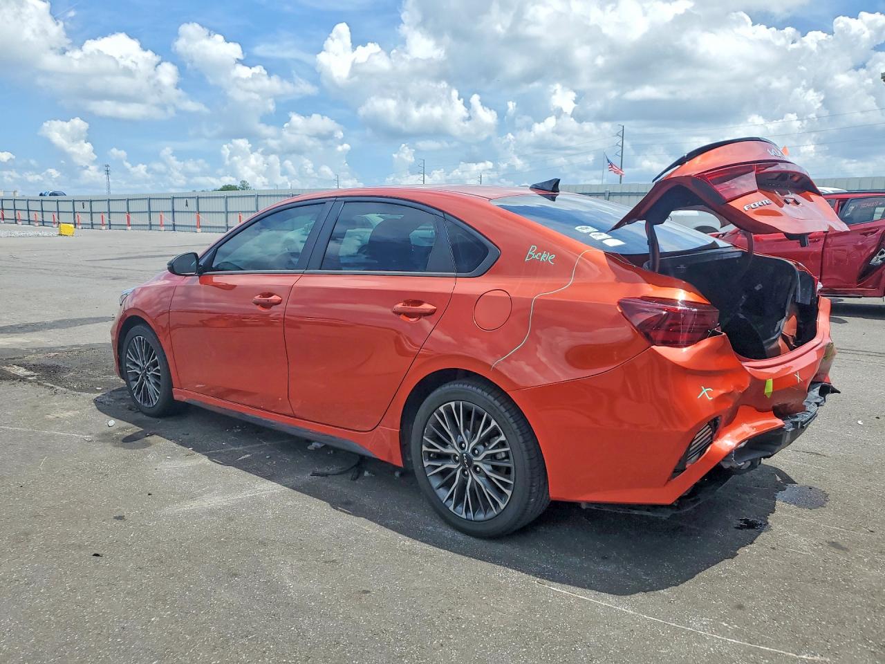 2023 KIA FORTE GT LINE — снимка 2