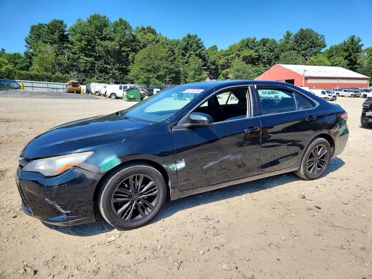 2016 TOYOTA CAMRY SE