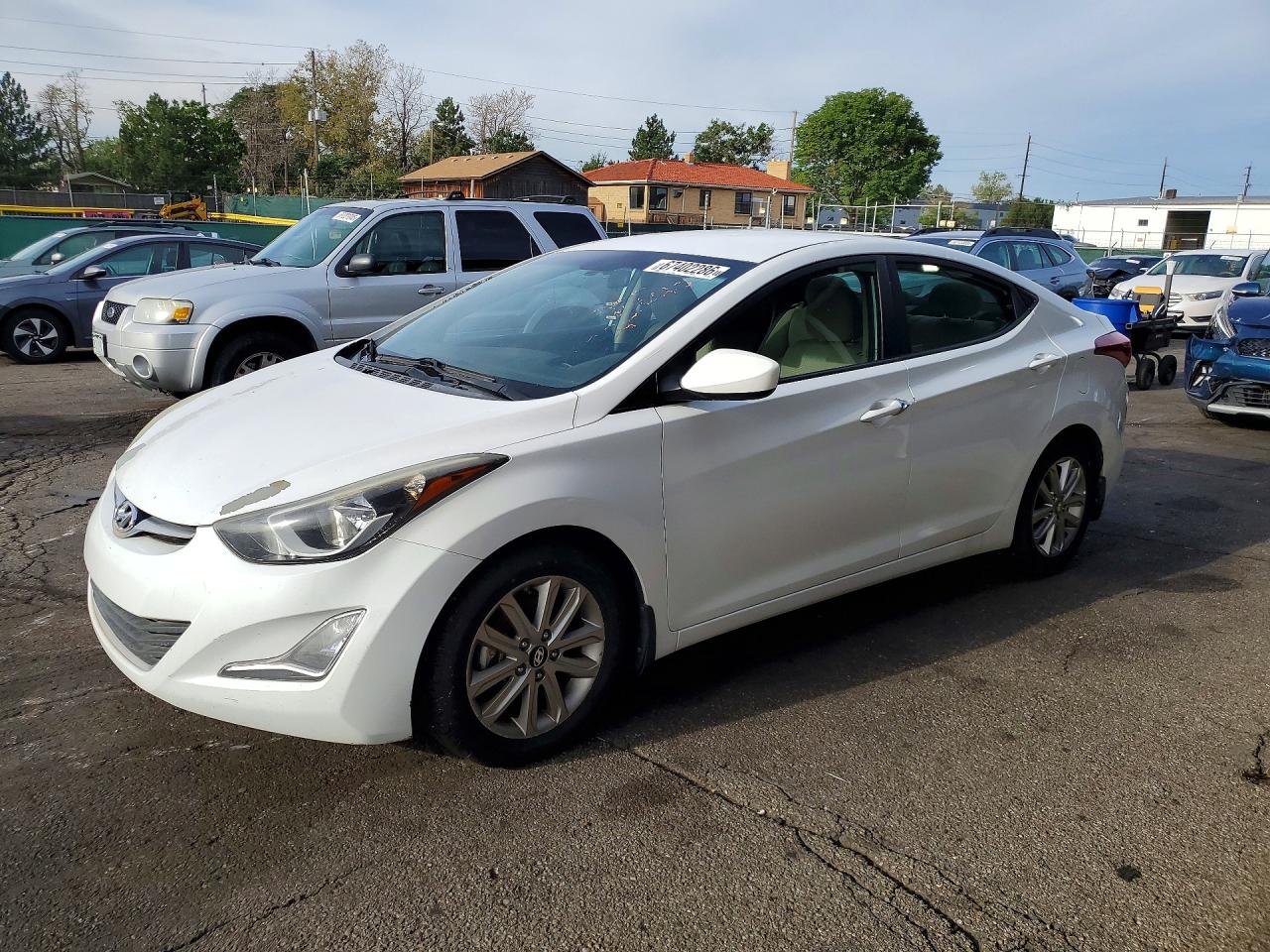 2016 HYUNDAI ELANTRA SE