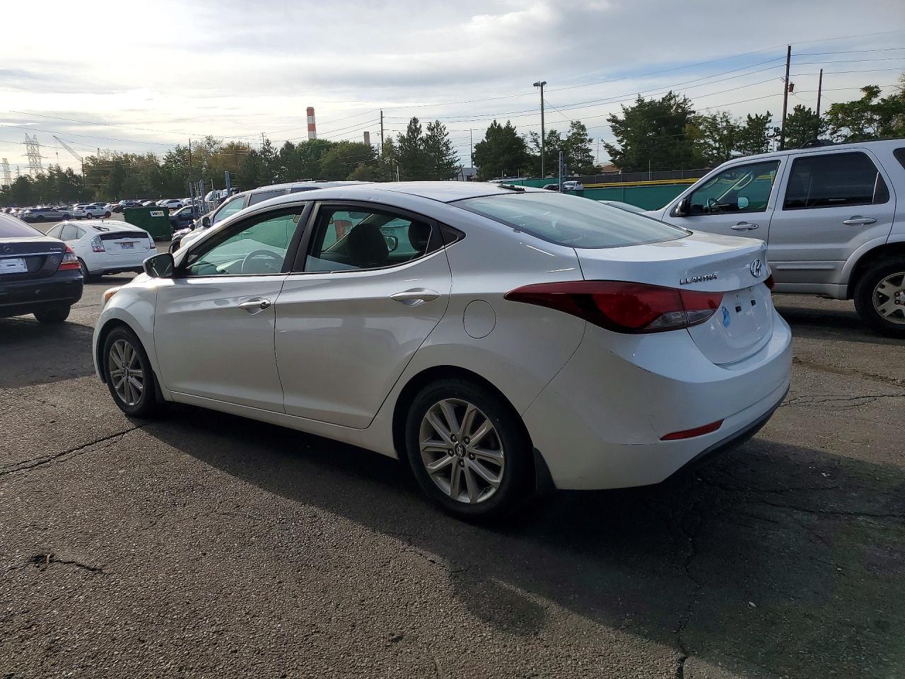 2016 HYUNDAI ELANTRA SE — снимка 2