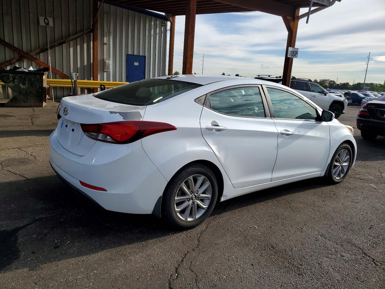 2016 HYUNDAI ELANTRA SE — снимка 3
