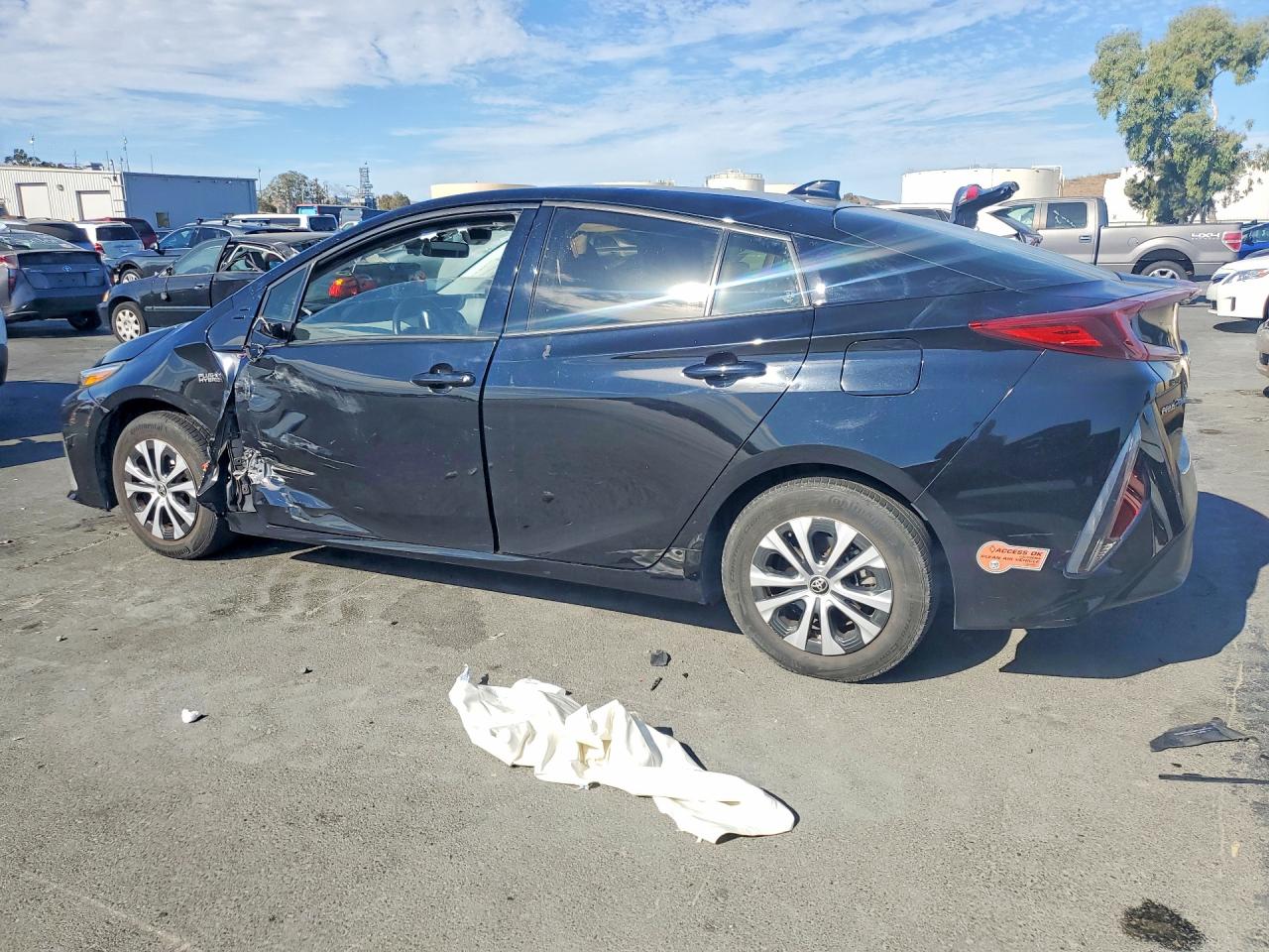 2020 TOYOTA PRIUS PRIME XLE — снимка 2