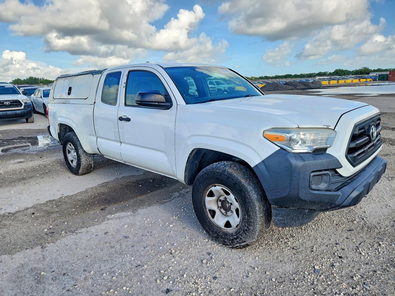 2017 TOYOTA TACOMA SR — снимка 4
