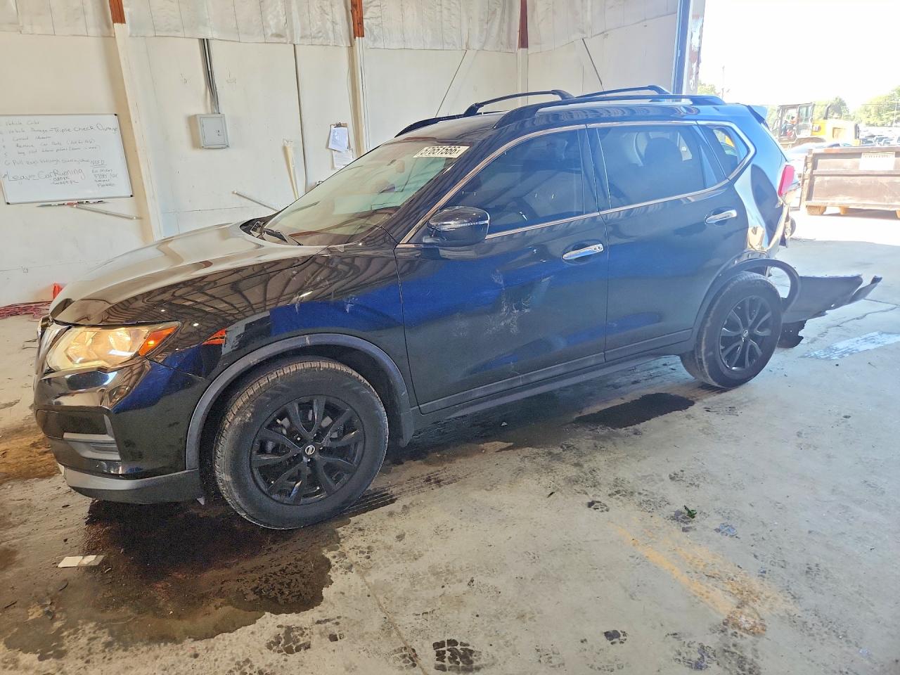 2017 NISSAN ROGUE SV