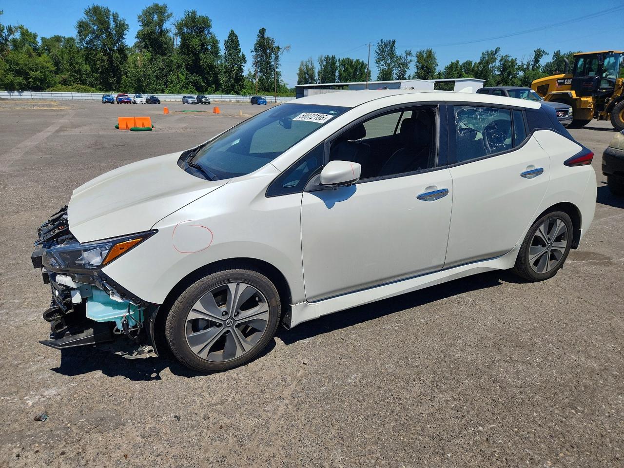 2020 NISSAN LEAF SV