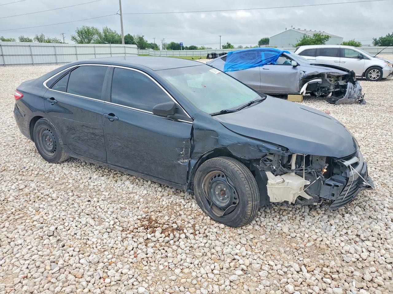 2015 TOYOTA CAMRY LE — снимка 4